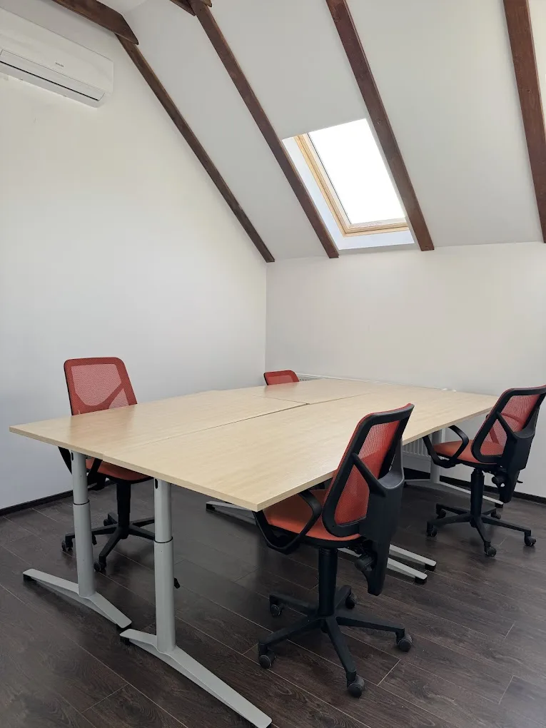 Birou real la mansarda Office Park Cluj